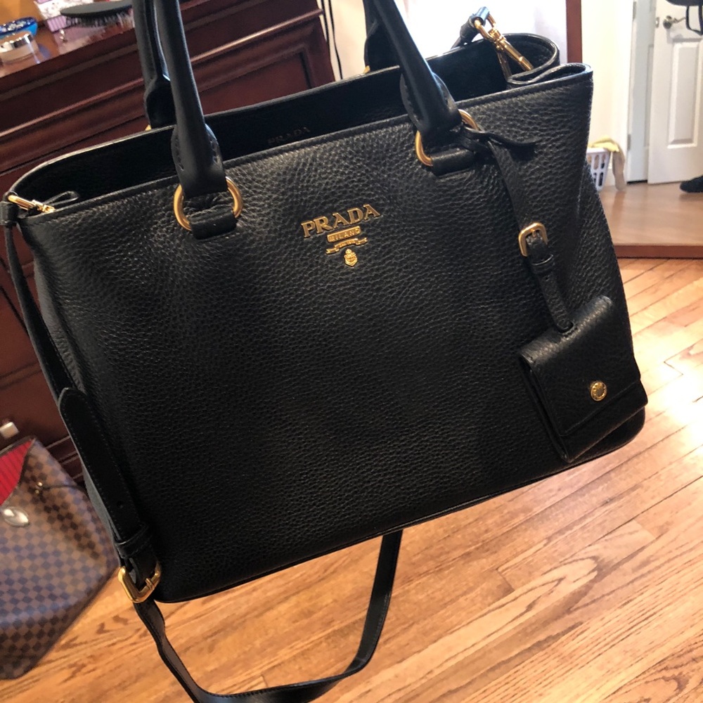 Vitello daino Prada Top Handle Tote - Picture 3 of 3